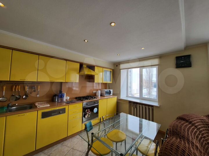 3-к. квартира, 63 м², 3/9 эт.