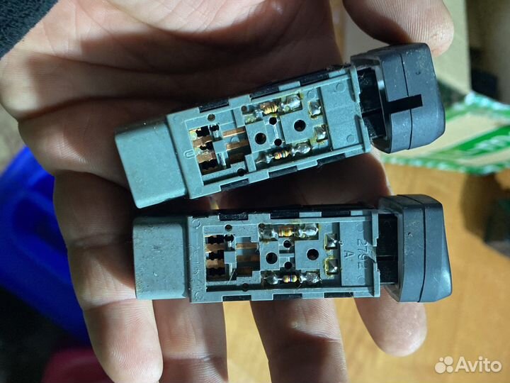 Kia cerato 2 2010 год кнопки подогрева сидений