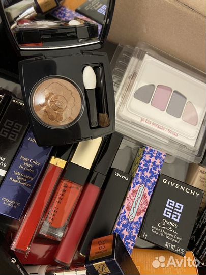 Парфюмерия косметика Dior Chanel