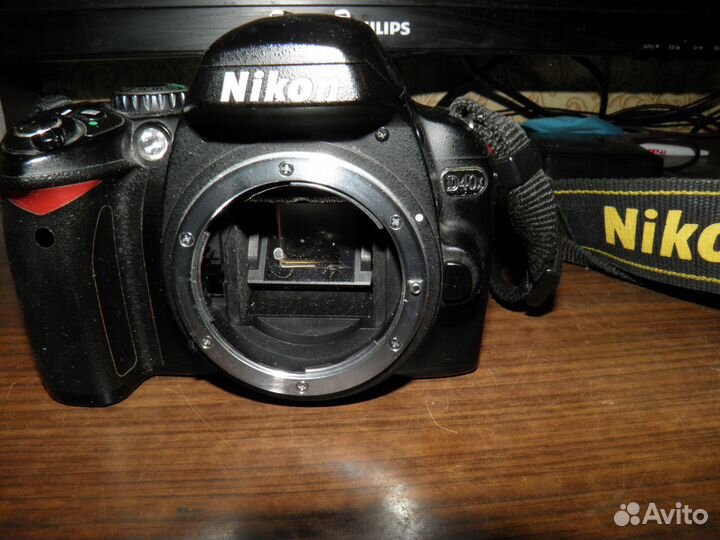 Зеркальный фотоаппарат Nikon D40X