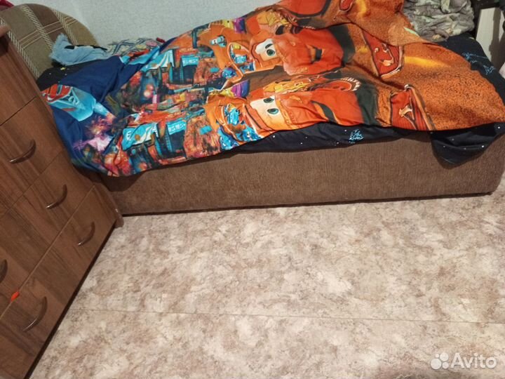 Кровать односпальная