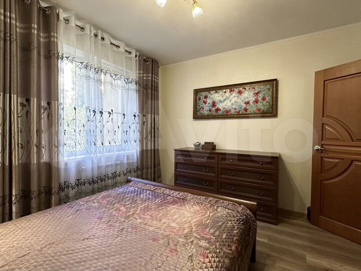 3-к. квартира, 78,5 м², 1/10 эт.