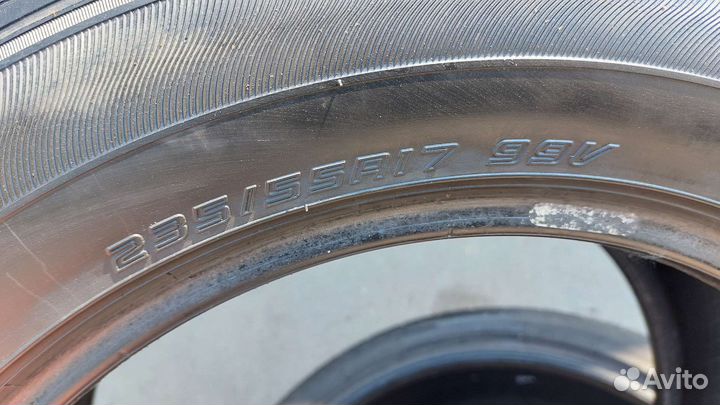 Dunlop SP Sport LM704 235/55 R17 99V