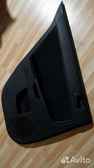 Mitsubishi lancer 10 обшивка двери задняя левая