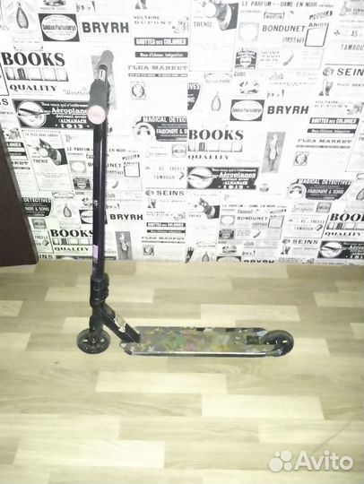 Трюковой самокат парк