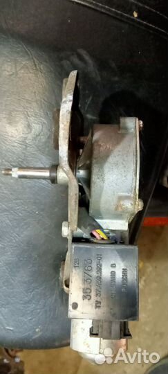 Задний моторчик дворника LADA priora