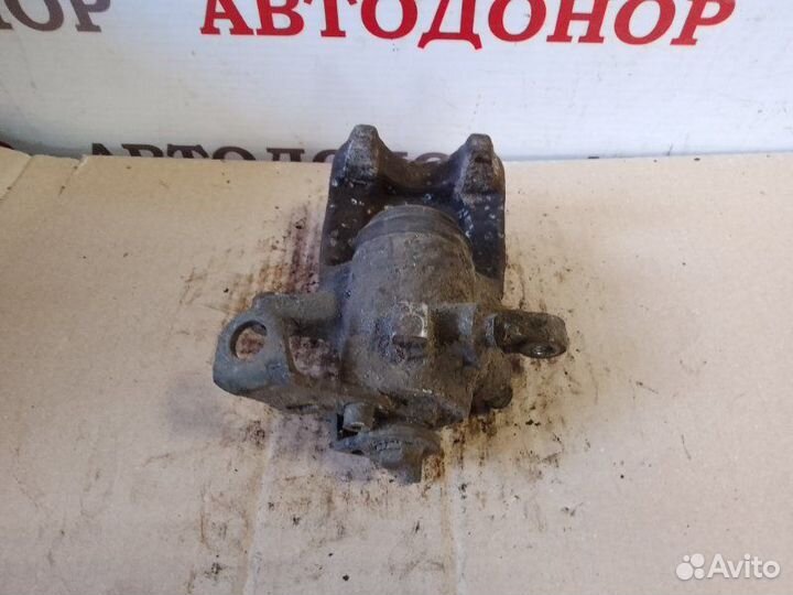 Суппорт тормозной задний правый Peugeot 307 1.6I