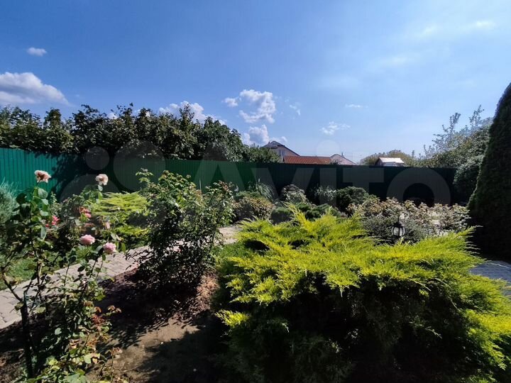 Дом 660 м² на участке 12,3 сот.