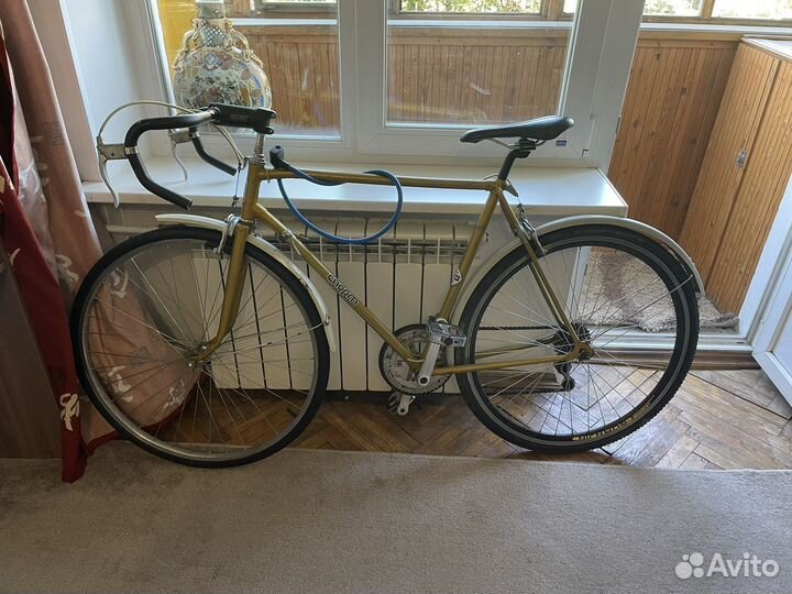 Шоссейный велосипед спорт