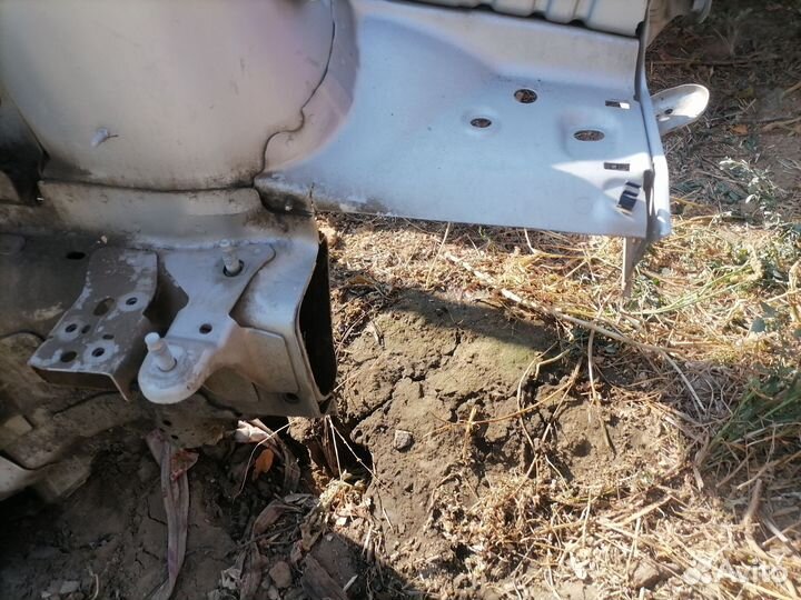 Боковина левая с лонжеронами для Ford Focus III