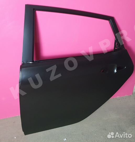 Дверь левая задняя Kia Rio 3 11-17 хэтчбек