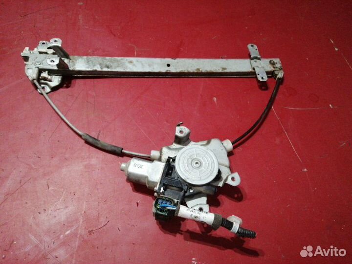Механизм стеклоподъемника передний правый Nissan