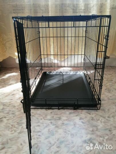 Клетка для собак(новая) +ещё 2 клетки и лотки
