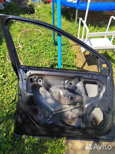 Передняя левая дверь на Шевроле Круз