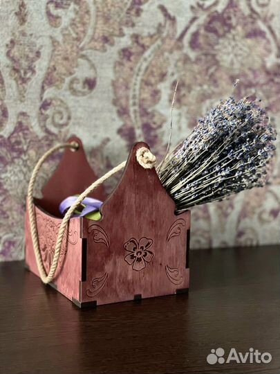 Корзинка для цветов с гравировкой