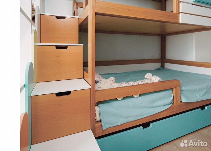 Двухъярусная кровать бук “lux” с комодом
