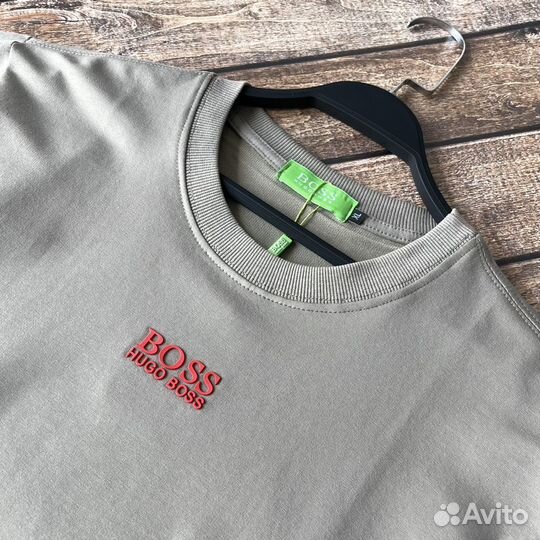 Комплект шорты с футболкой Hugo Boss