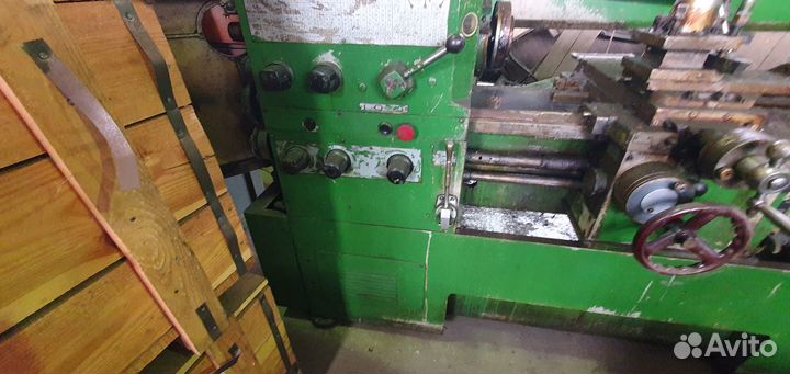 Токарно-винторезный станок 16Б16кп
