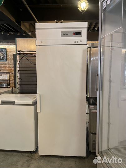 Холодильный шкаф