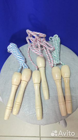 Скакалка верёвочная с деревянными ручками Магазин