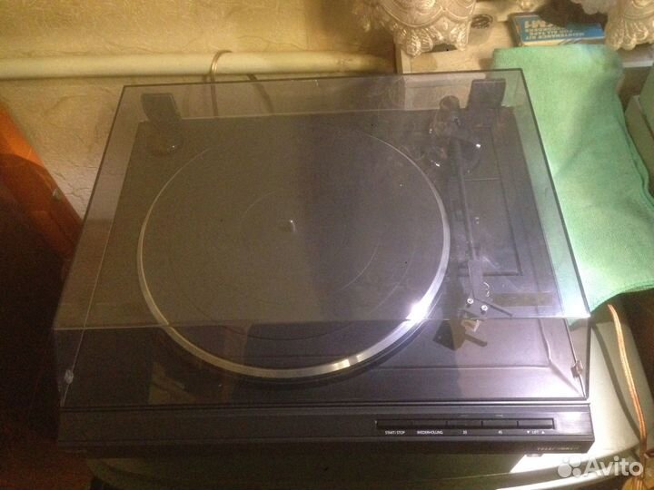 Виниловый проигрыватель telefunken HS 870