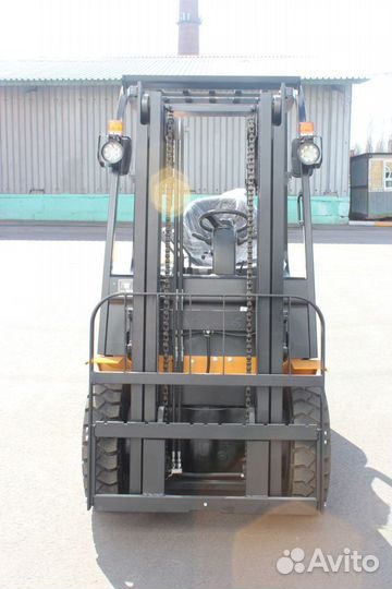 Вилочный погрузчик UN Forklift FG25, 2024