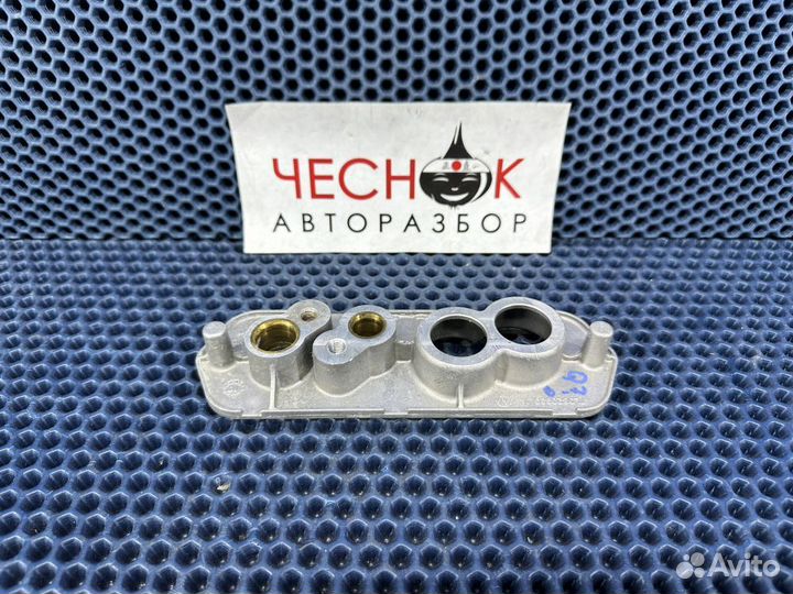 Фланец системы охлаждения Audi Q7 4L 2005-2015