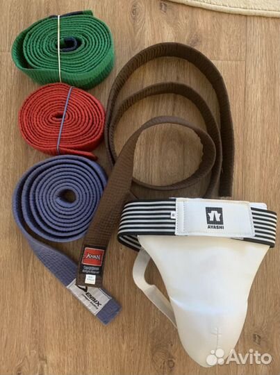 Защита и пояс для тхэквондо