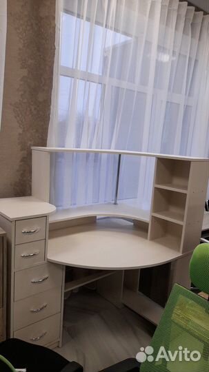 Компьютерный стол Ученик 6