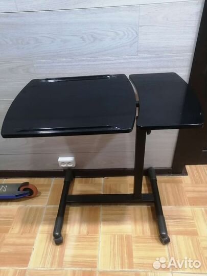 Столик (подставка) для ноутбука