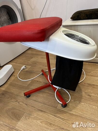 Подставка для педикюра с пылесосом