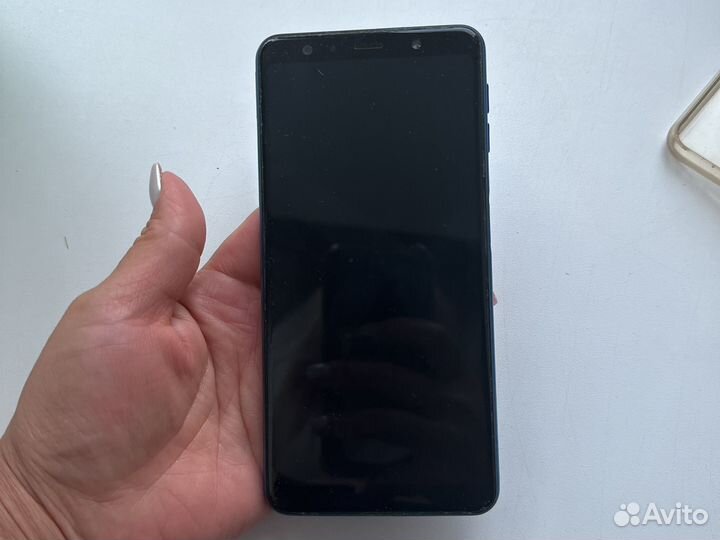 Телефон Samsung galaxyA7