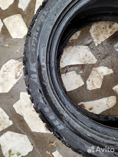 Bridgestone Blizzak Spike-01 205/55 R16