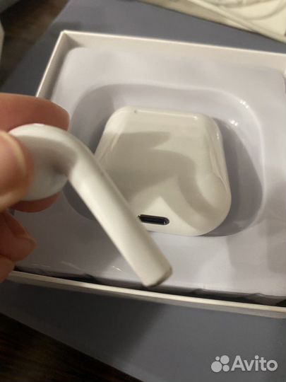 Наушники apple airpods