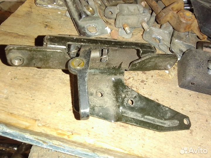 Замок крышки багажника Bmw E39