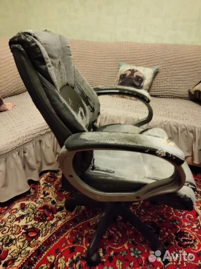 Компьютерное кресло б/у