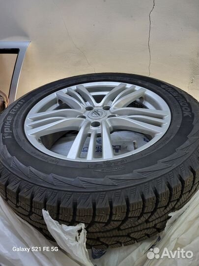 Колеса 235/65/R18 в сборе 1 сезон