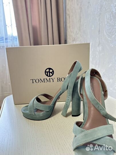 Босоножки женские 37 размер