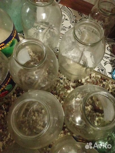 Банки разные