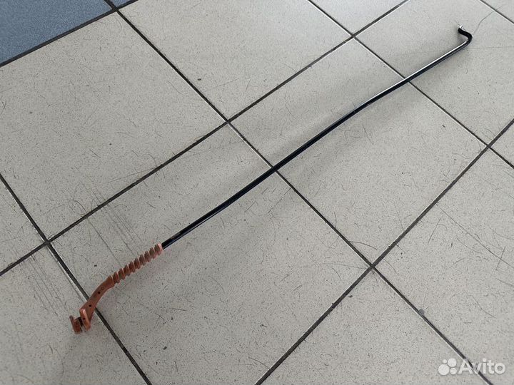 Упор капота Рено Дастер Duster