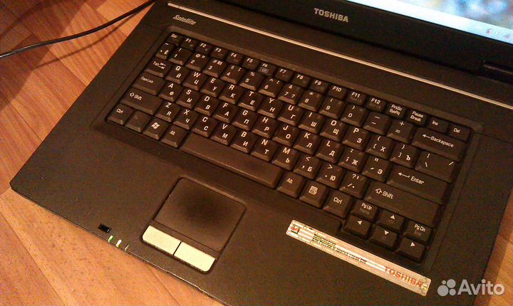 Ноутбук toshiba