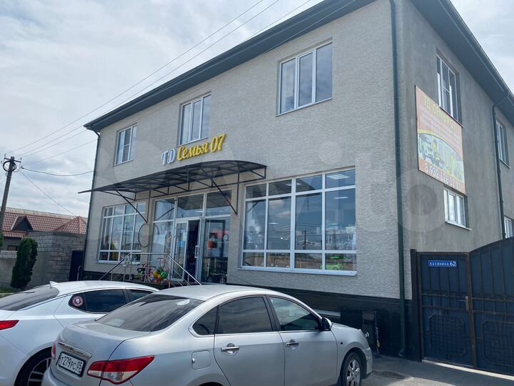 Здание, 800 м²