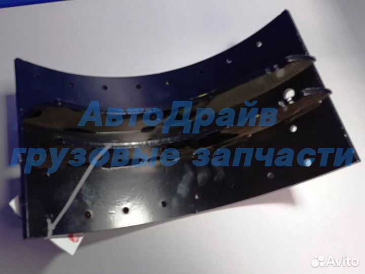 Комплект тормозных колодок 410x200 срез/срез (нак