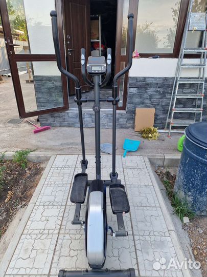 Эллиптический тренажер