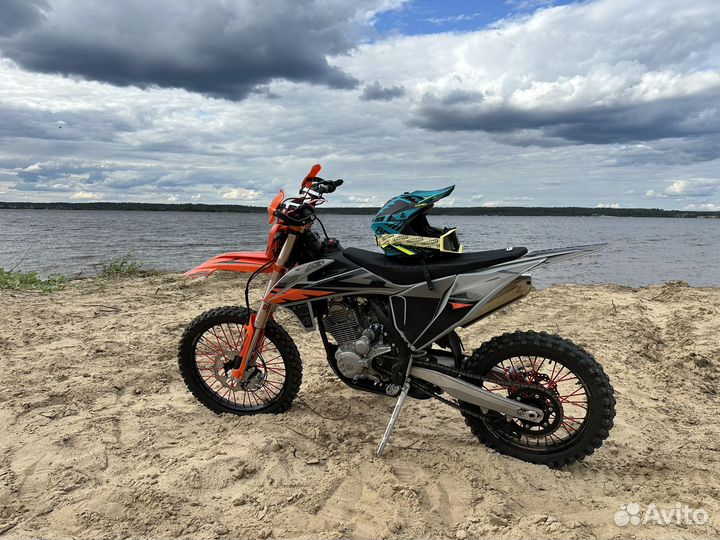 Шлем для мотокросса