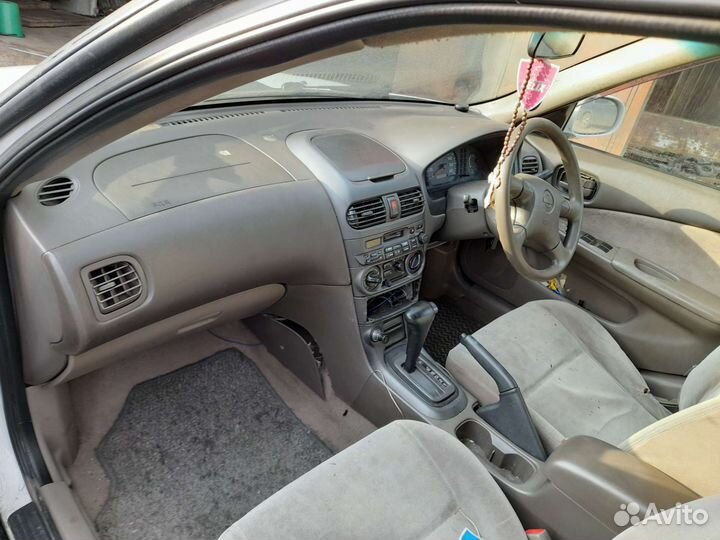 Автор в разбор Nissan Sunny