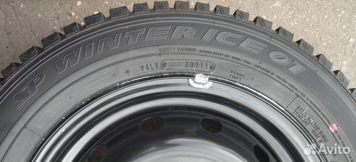 R15 Dunlop SP Winter Ice 01 185/65, PCD 4x100 DIA 15