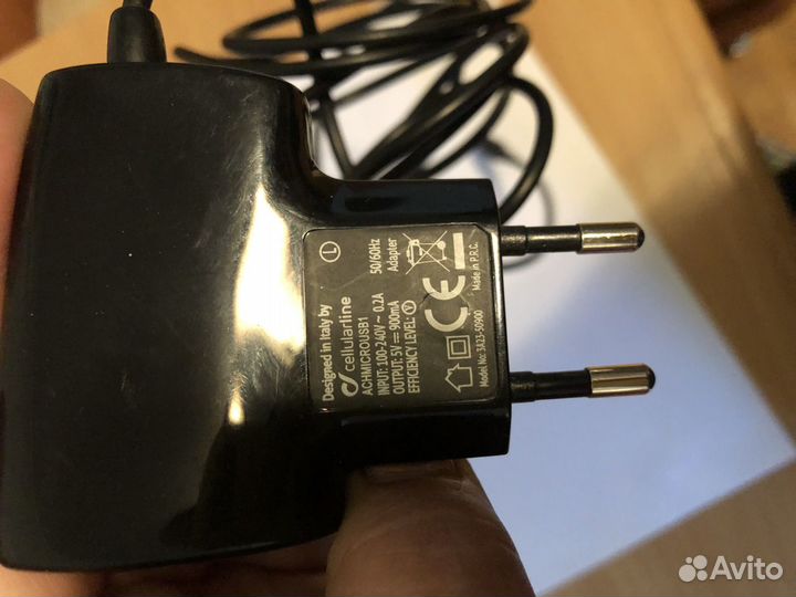 Зарядное устройство, провода