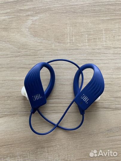 Беспроводные наушники jbl endurance sprint
