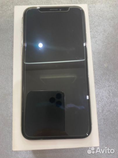 Телефон iPhone X 256Gb